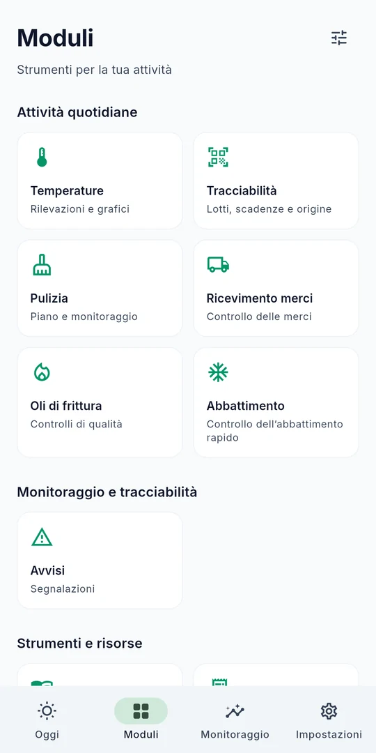 Schermata di Sanito con temperature, tracciabilità, pulizia, consegne, olio di frittura e abbattimento